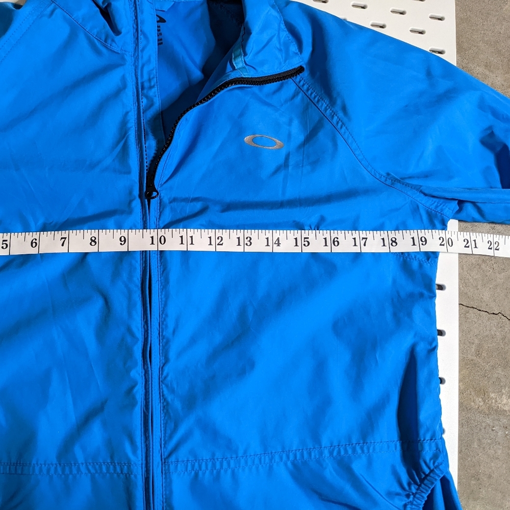 Oakley Lightweight Windbreaker Jacket Women's Siz… - image 4